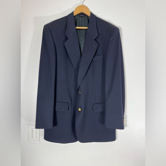 W&J Wilson Chest Size 42” Navy Blazer with Gold Buttons - Picture 2 of 14